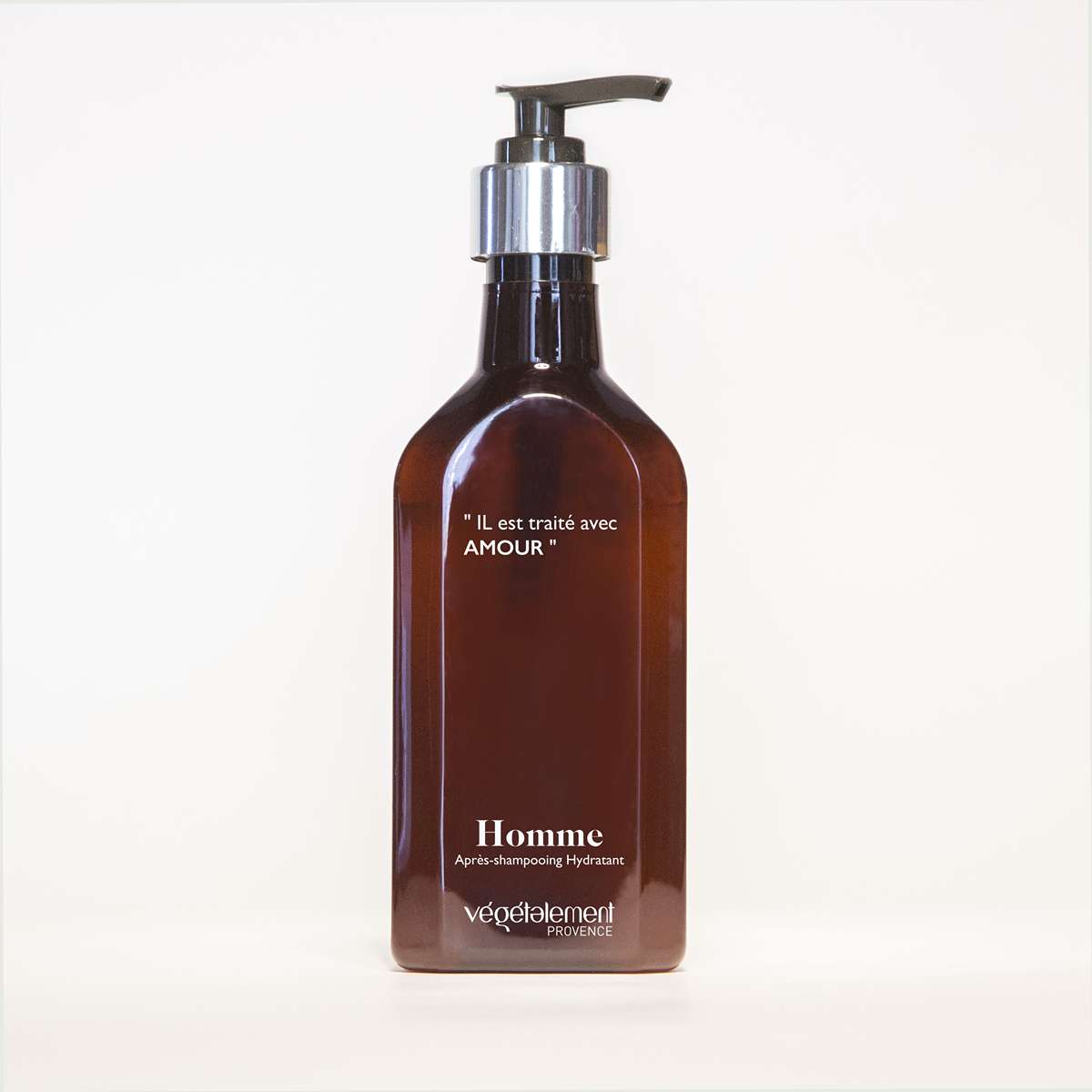 packshot de CHAMPU RESSOURCER HIDRATANTE 500 ML de Vegetalement
