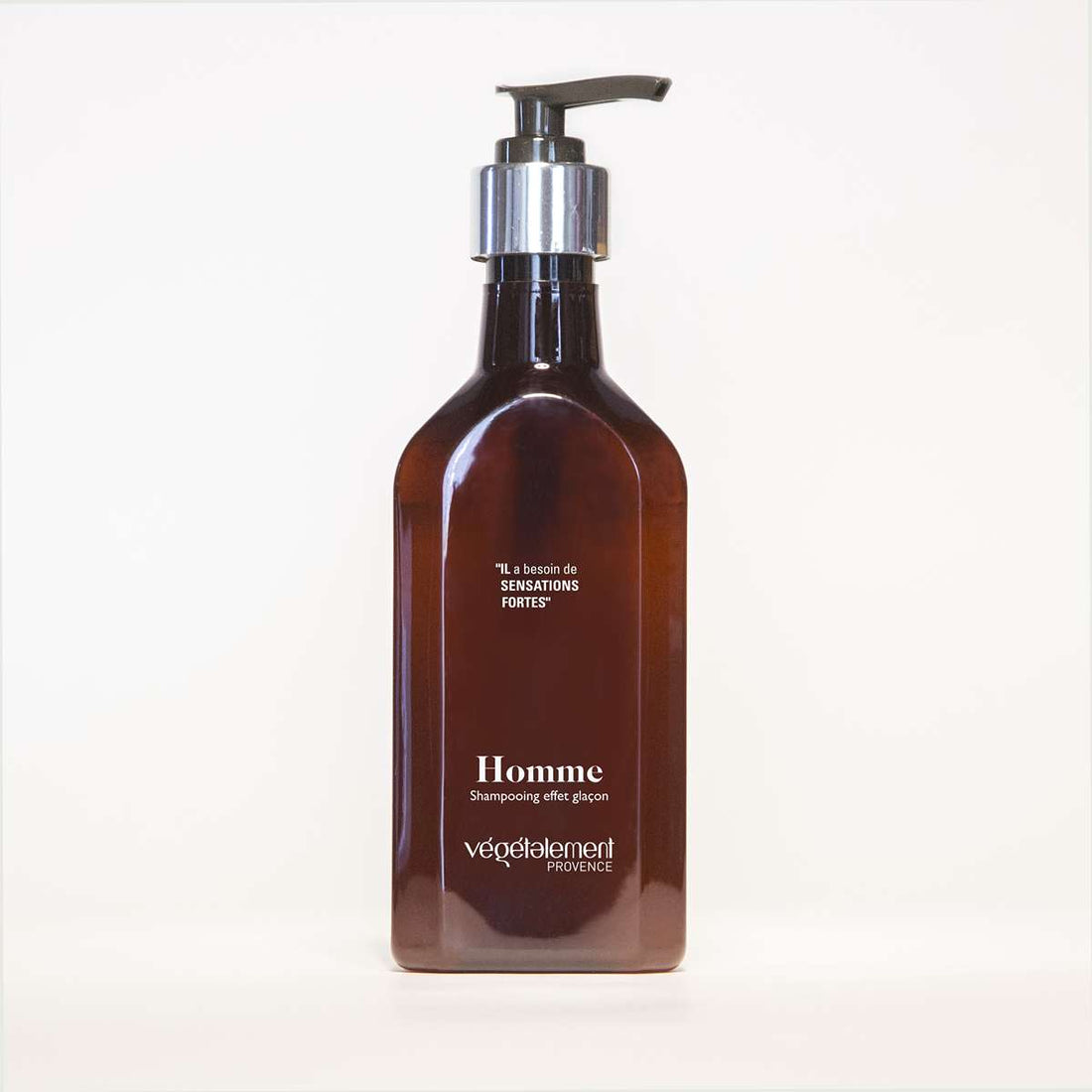 packshot de CHAMPU "EFFET GLAÇON" 200 ML de Vegetalement